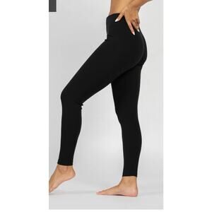 Menique Women's Merino Wool 250 Leggings Black Medium